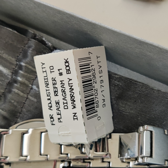 Nine West 1791 Polished Silver Women's Watch New With Tags 7.25" - Picture 2 of 7